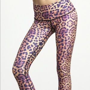 Teeki leggings